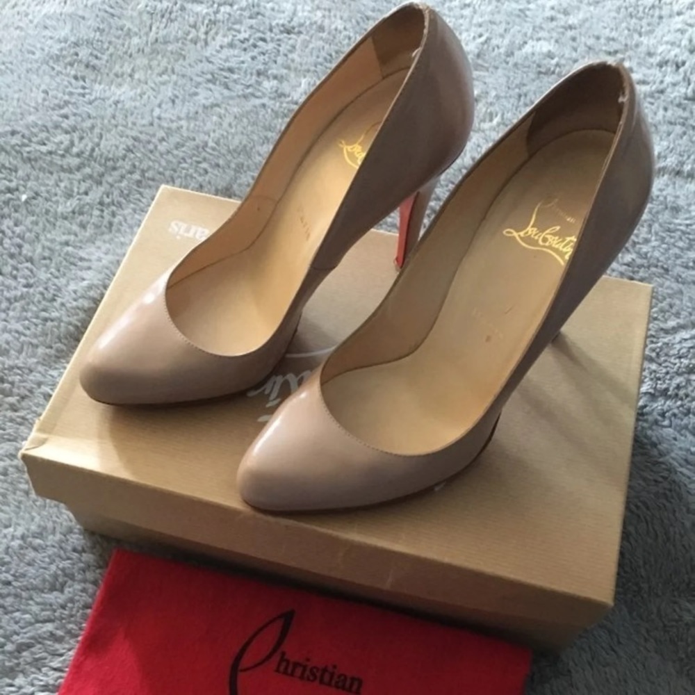 Authentic Christian Louboutin Decollete Nude